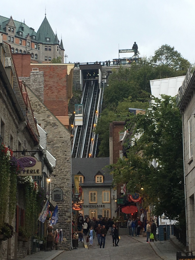 View of Funiculaire going down.