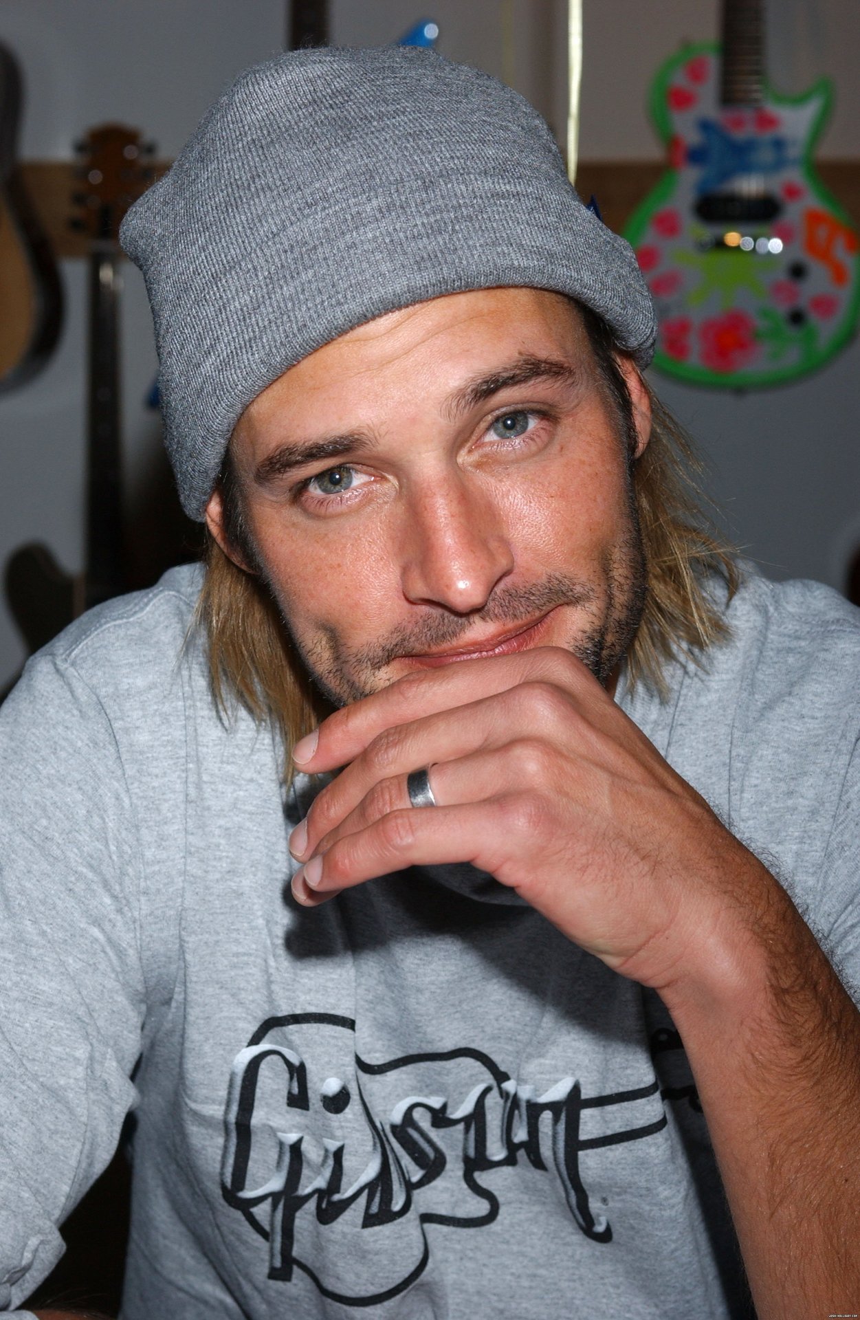 Josh Holloway – Pinkpodster Ponders, image size:1251x1920