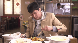 Choi Moo Gak Pigging Out