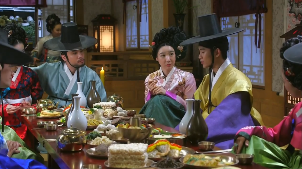 Kim Soo Hyun in hanbok